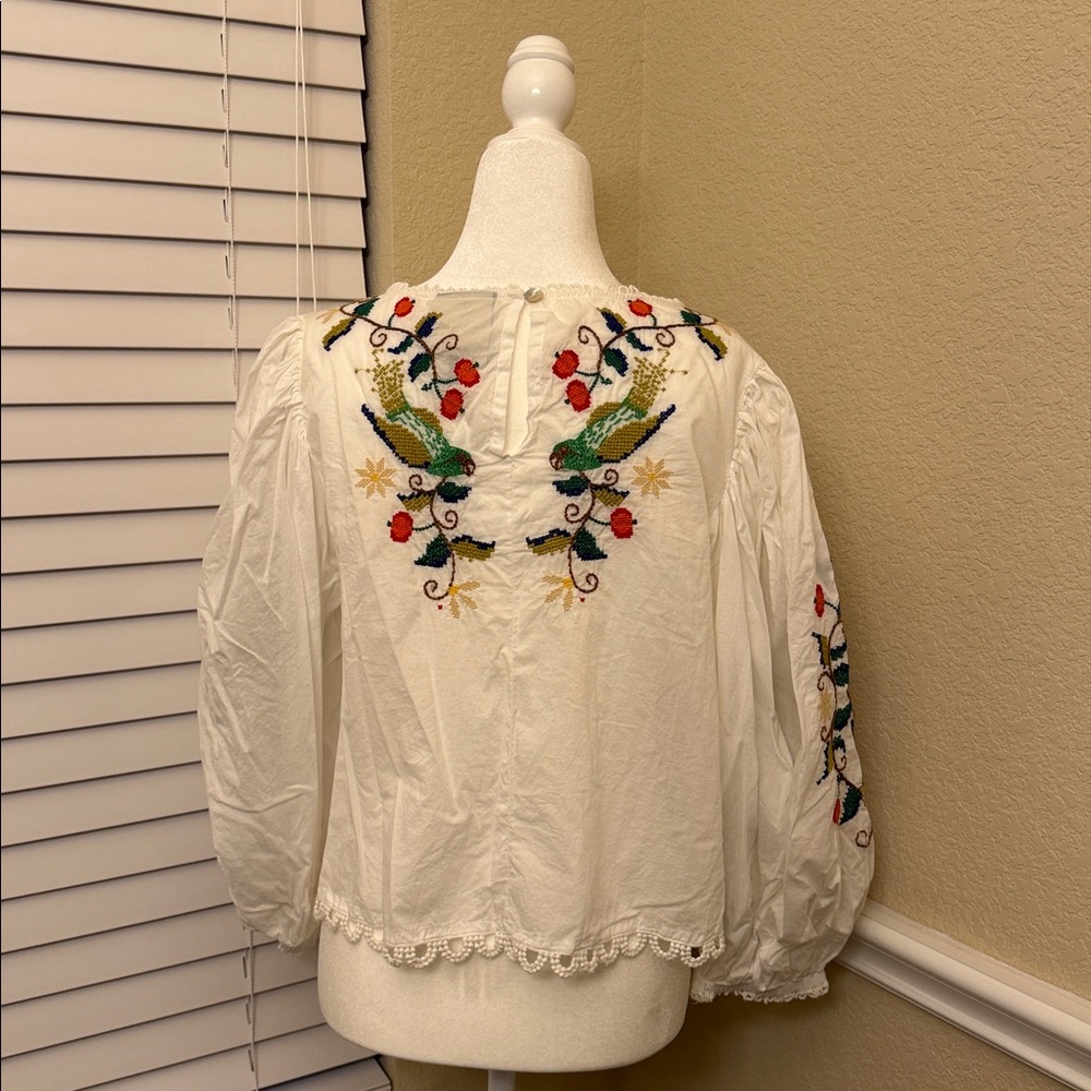FARM Rio Pitanga Embroidered Cotton Puff Sleeve Blouse Woman's Small - Picture 4 of 16